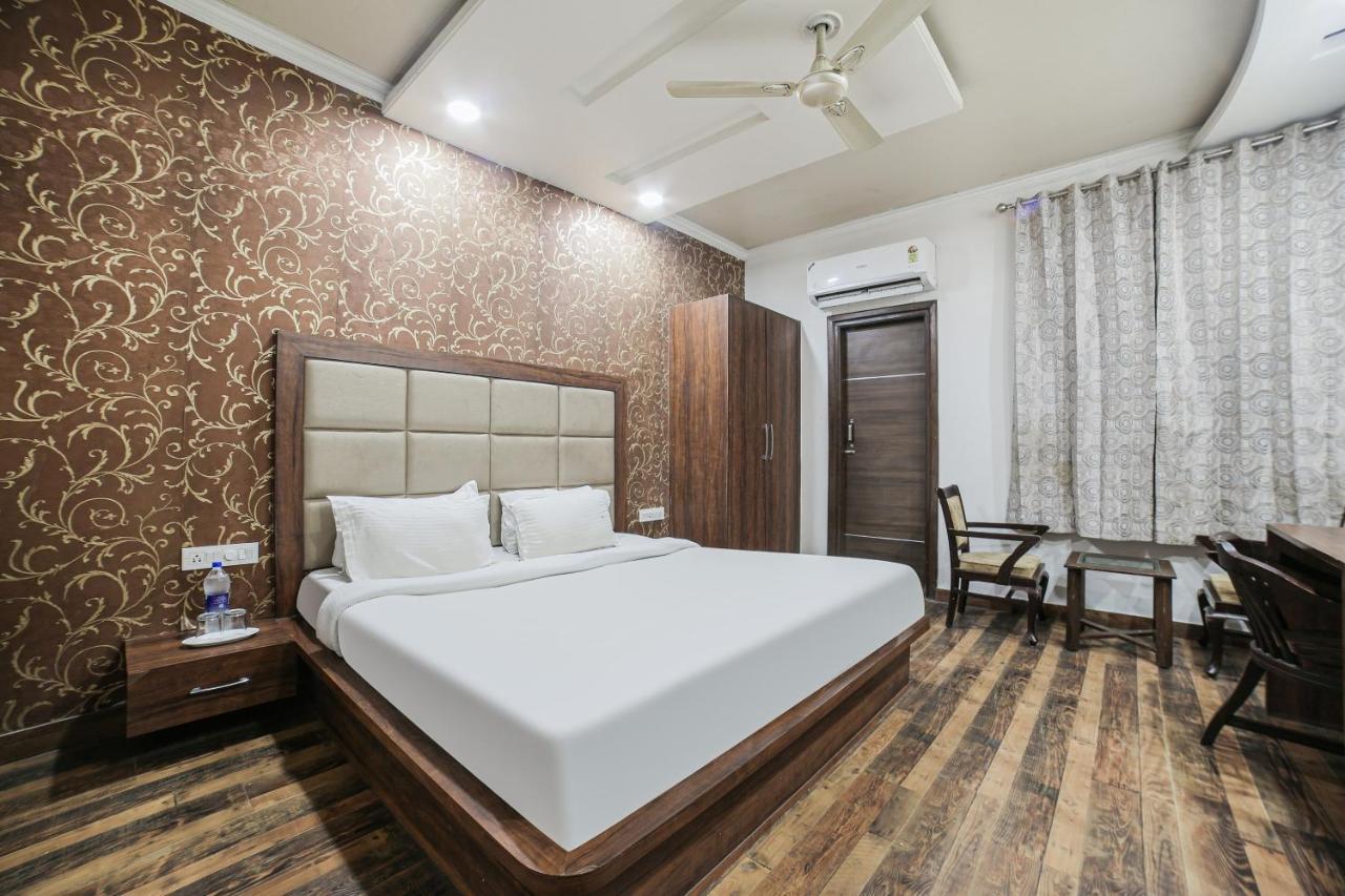 Townhouse Hollywood Heights Hotell Amritsar Eksteriør bilde