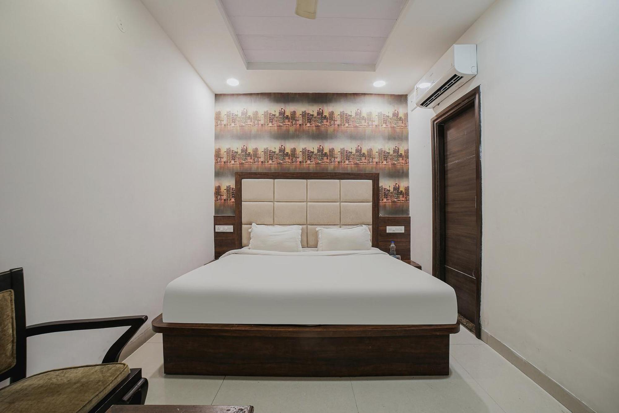 Townhouse Hollywood Heights Hotell Amritsar Eksteriør bilde