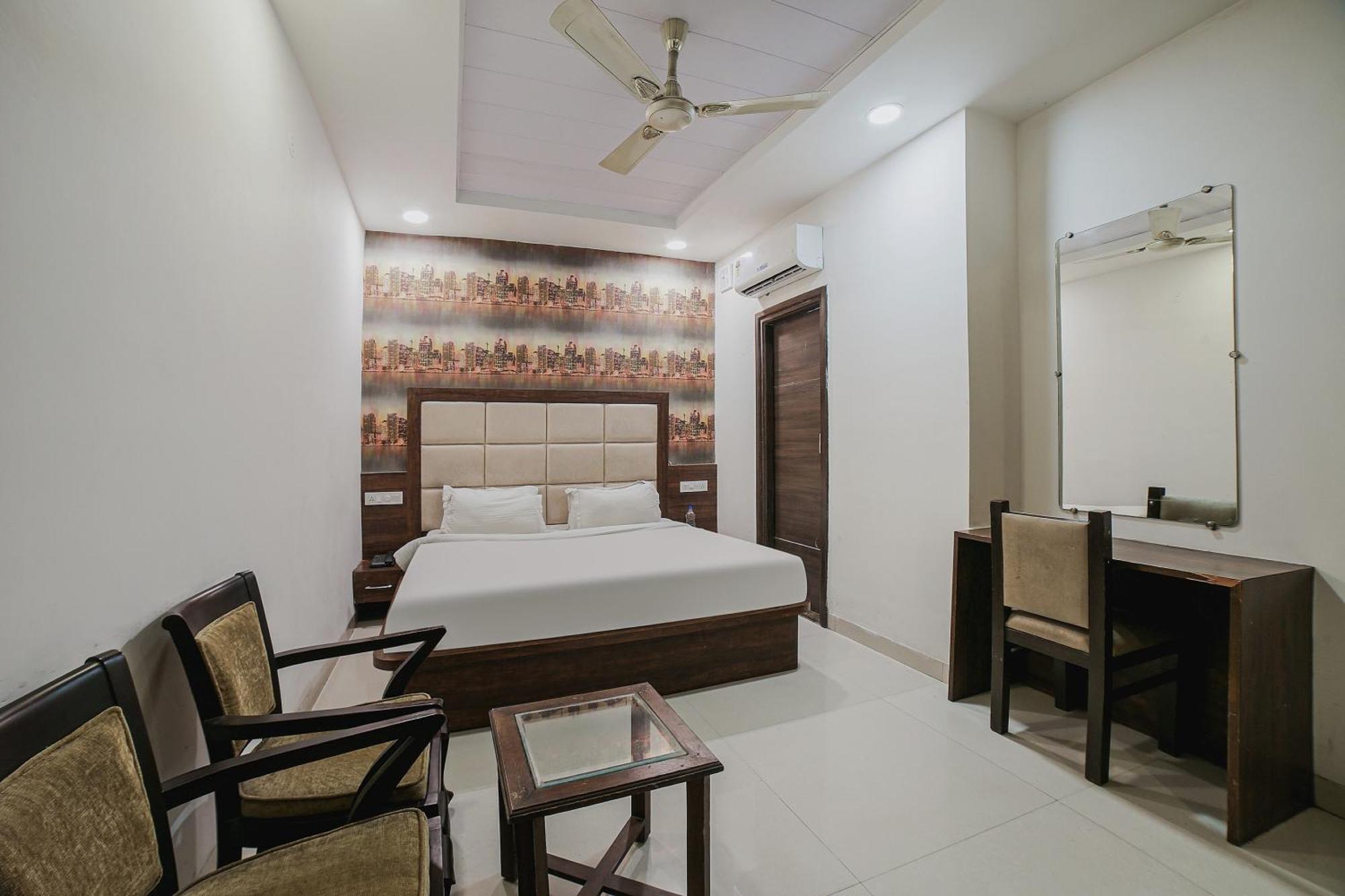 Townhouse Hollywood Heights Hotell Amritsar Eksteriør bilde